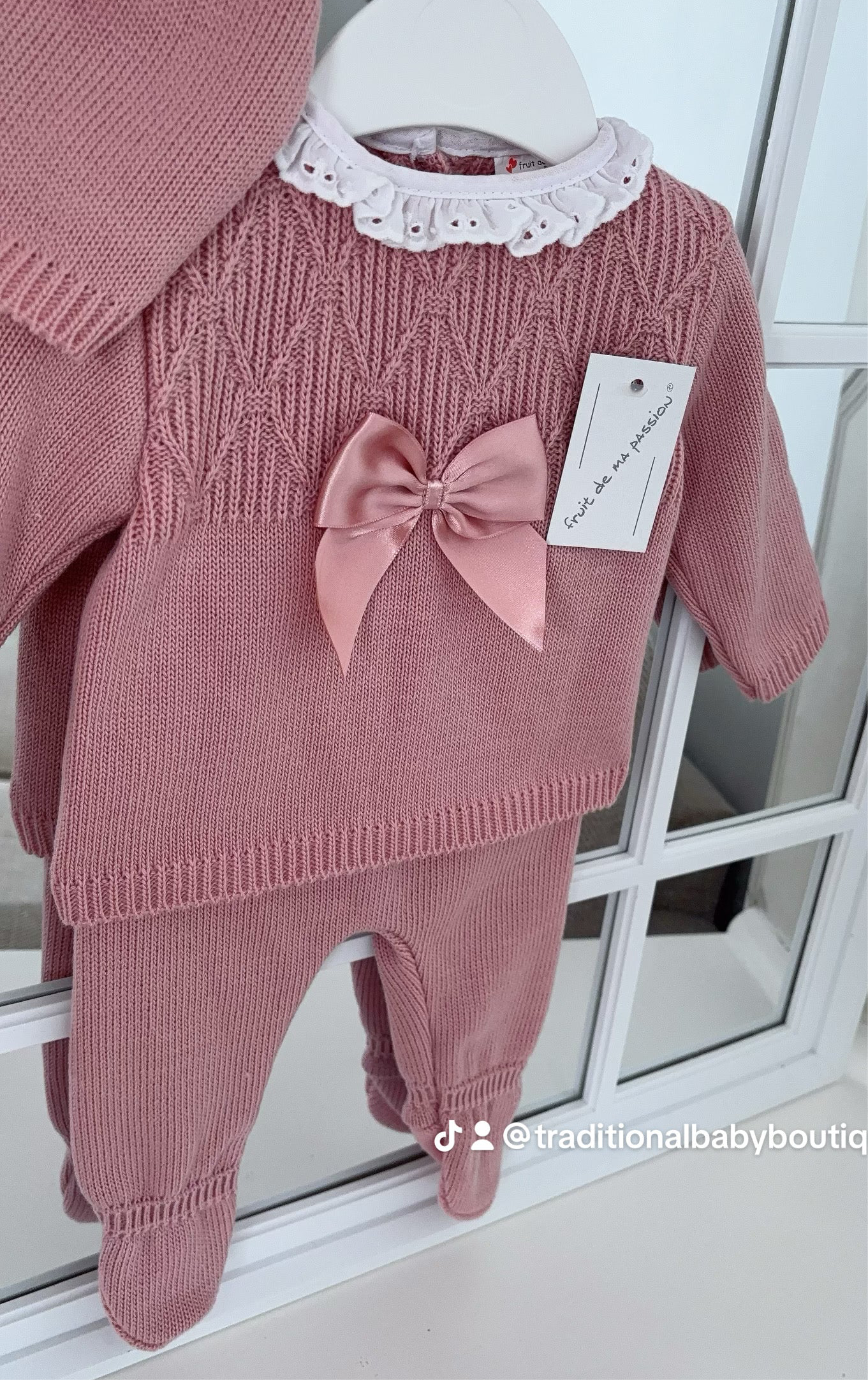 Portuguese knitted set with hat - One size NB-3m