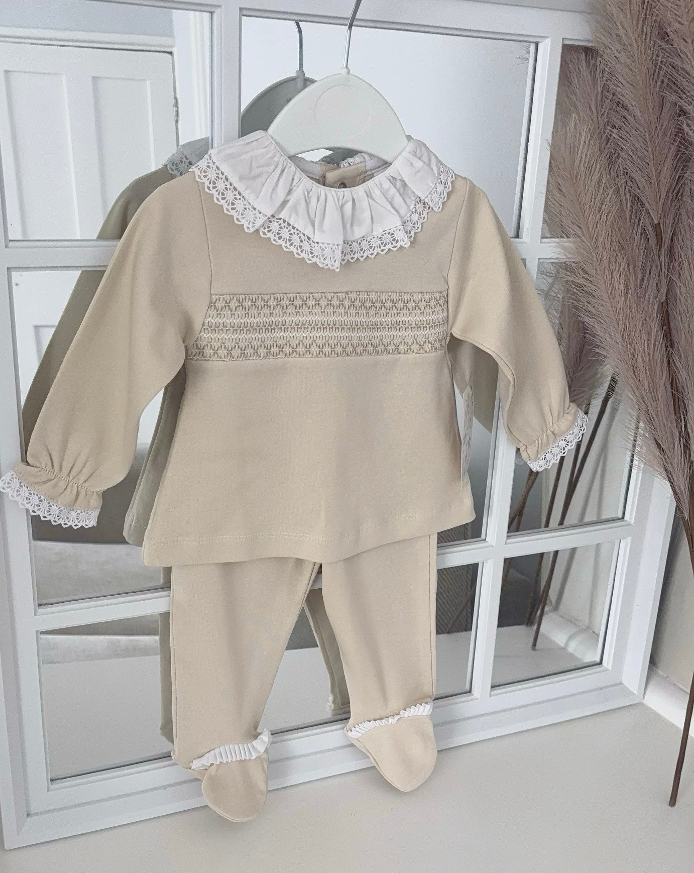 Baby girls smocked cotton set – Traditional baby boutique