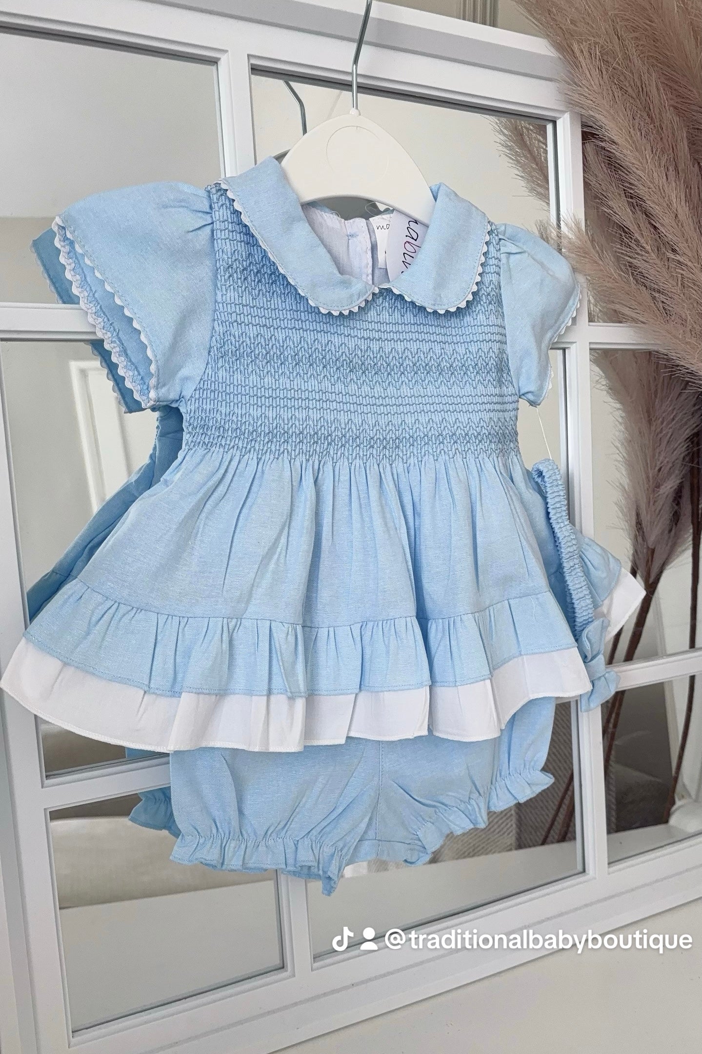 Baby girls smocked dress & bloomer set