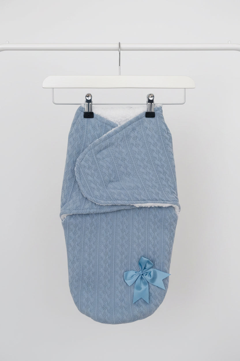 Cable swaddle with Sherpa lining