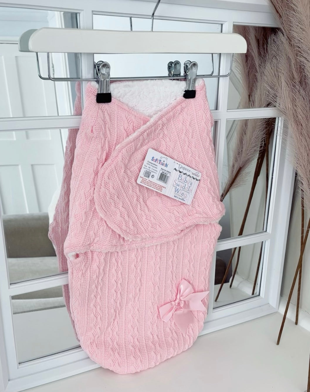 Cable swaddle with Sherpa lining