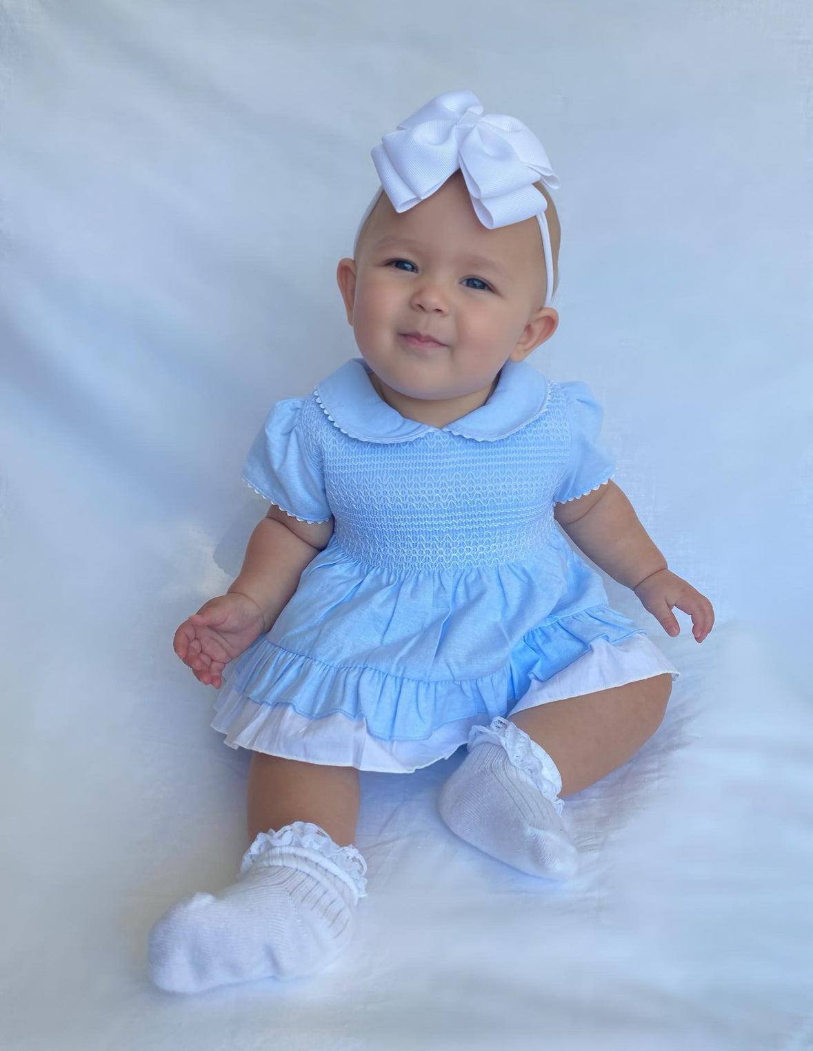 Baby girls smocked dress & bloomer set