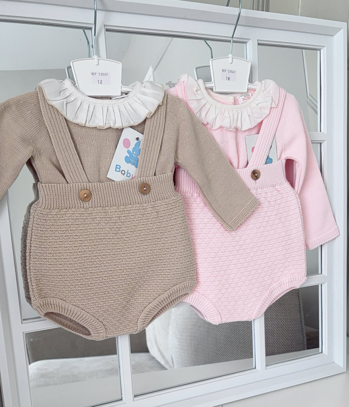 Girls beige knitted dungaree jam set