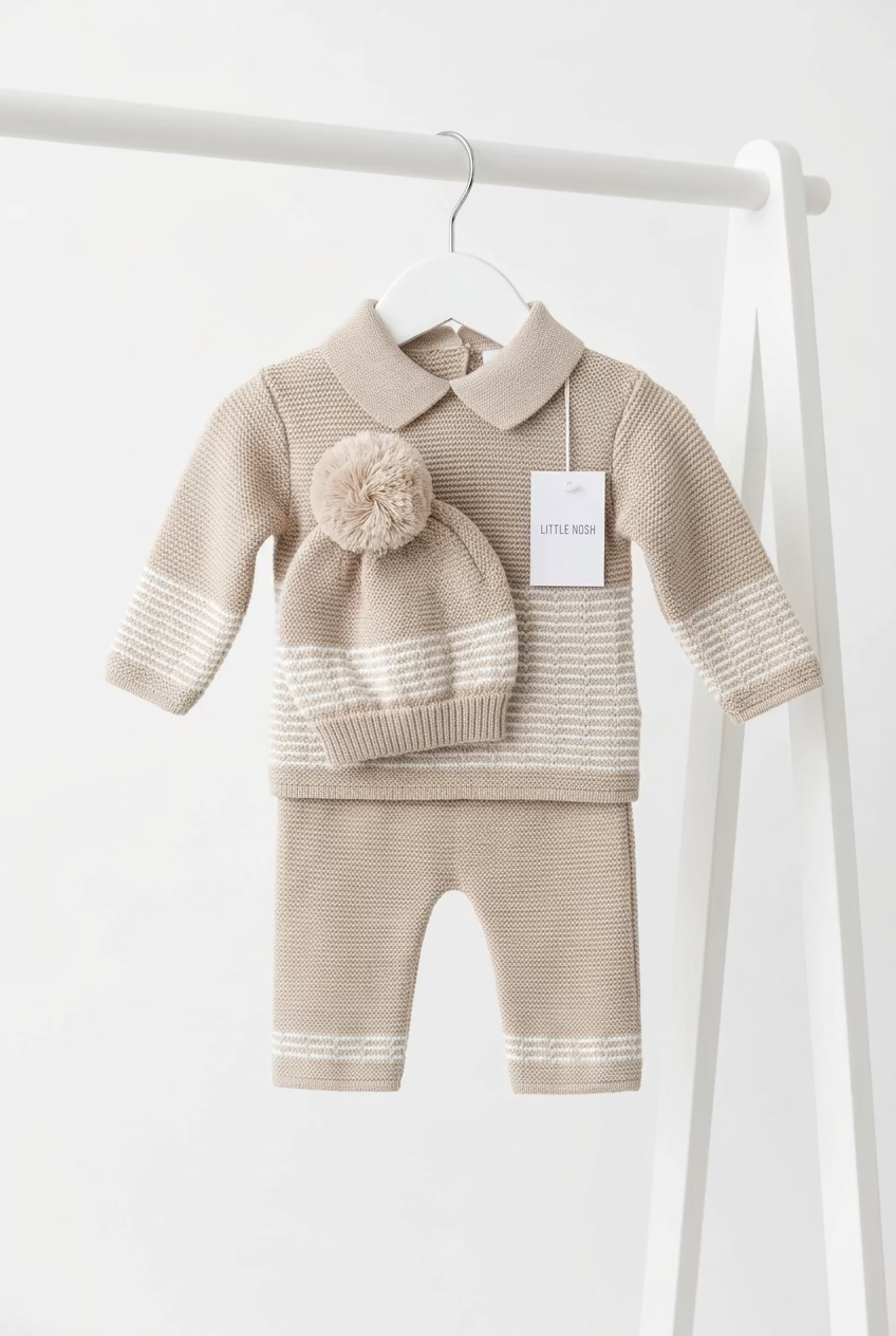 Baby boys knitted set with hat