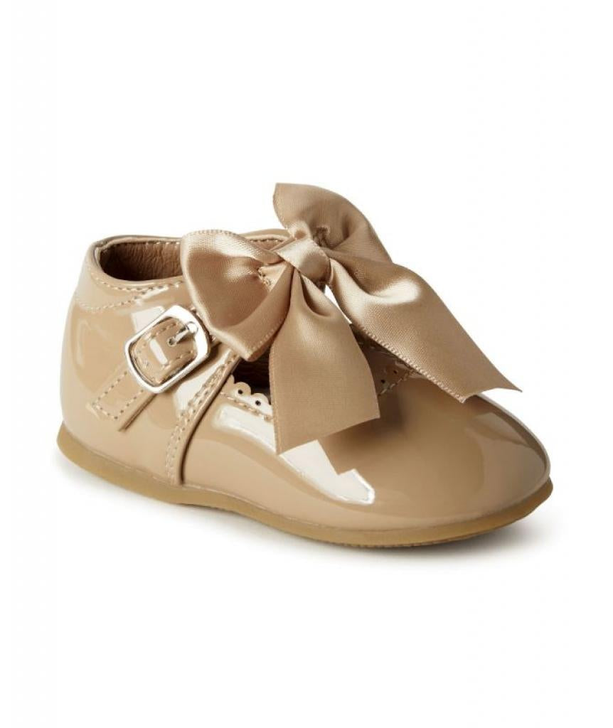 Baby girls Kylie camel hard sole shoes