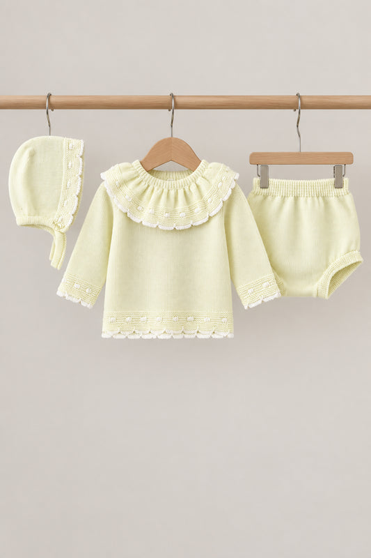 Baby girls knitted frilled collar set