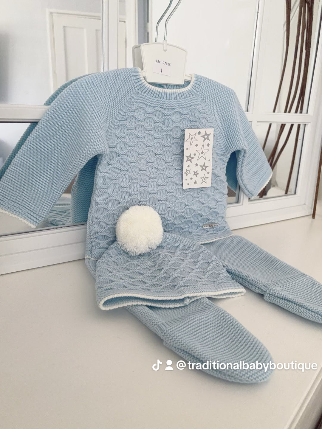 Baby boys knitted honeycomb set with hat
