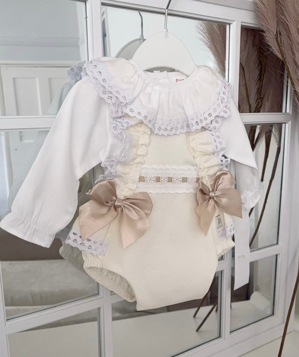 Baby girls cream slotted ribbon set