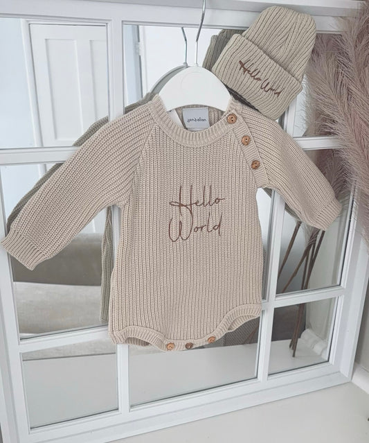 Baby knitted romper with hat “Hello world”