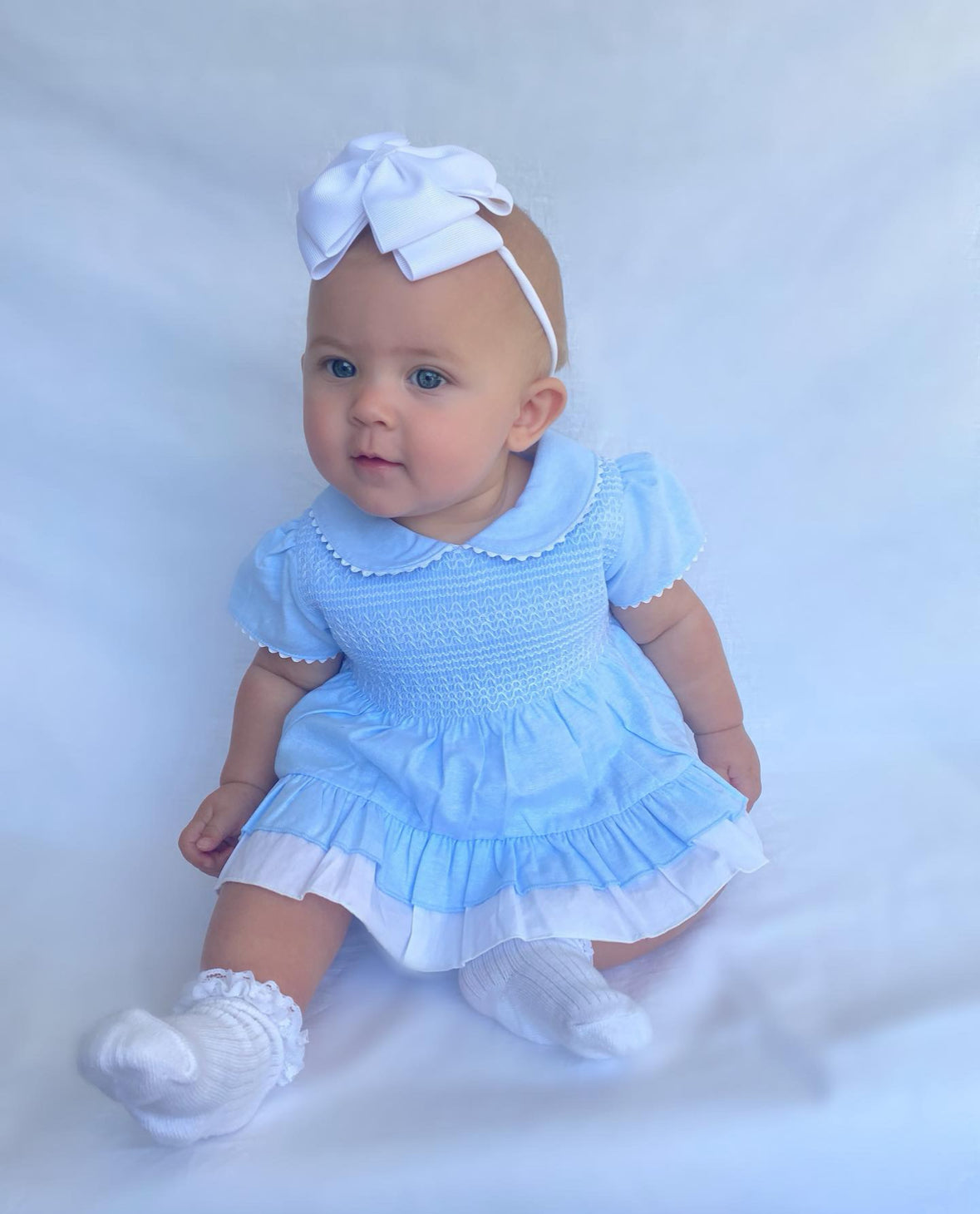 Baby girls smocked dress & bloomer set