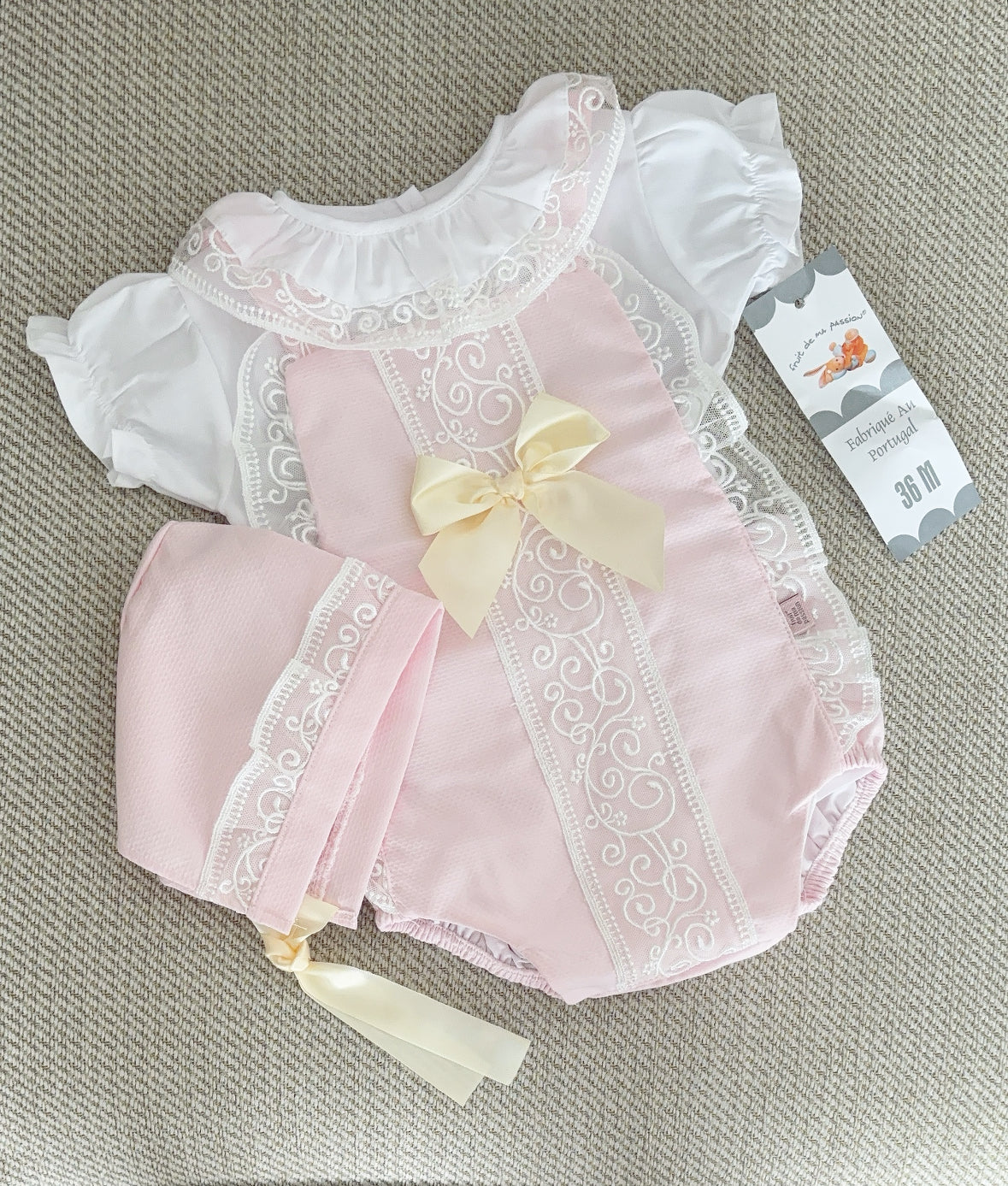Baby girls lace romper with  blouse & bonnet