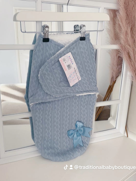 Cable swaddle with Sherpa lining