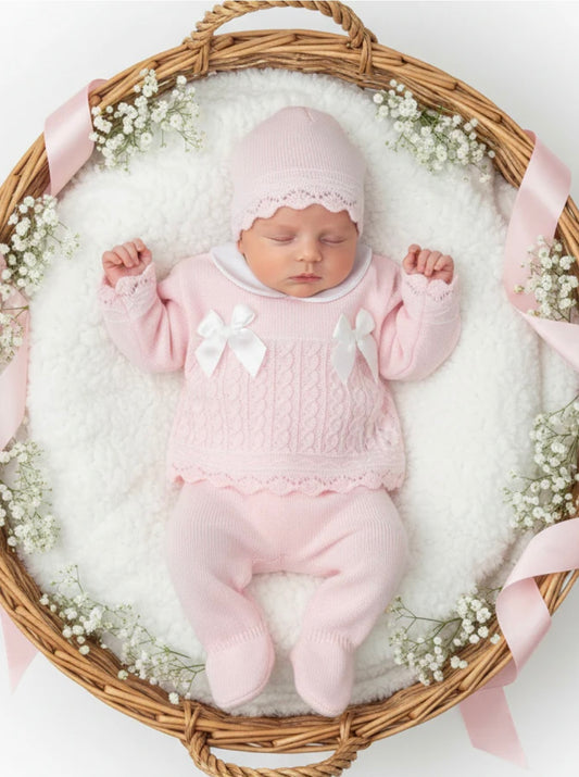 Baby girls Portuguese knitted set with hat