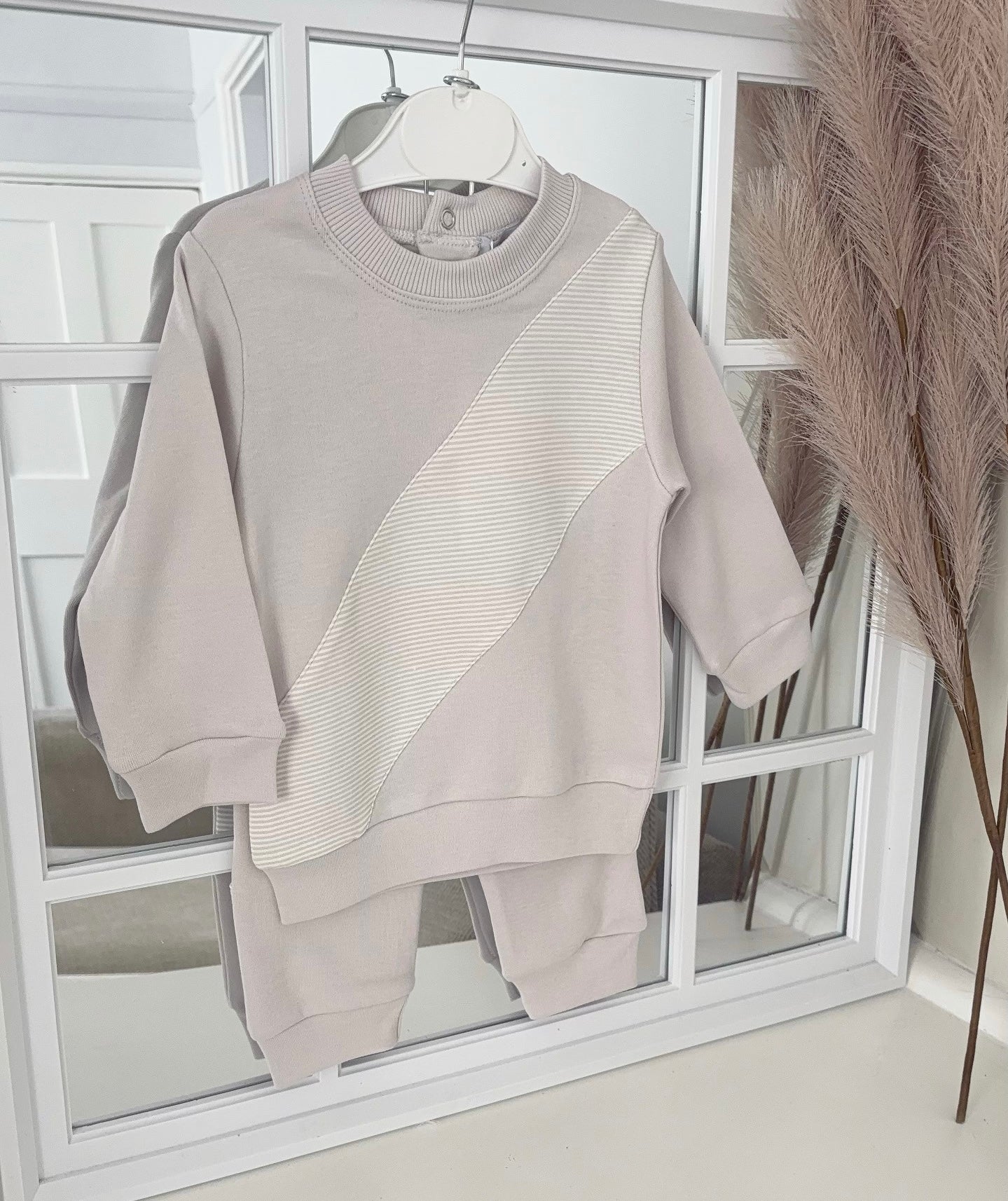 Boys Beige stripe tracksuit