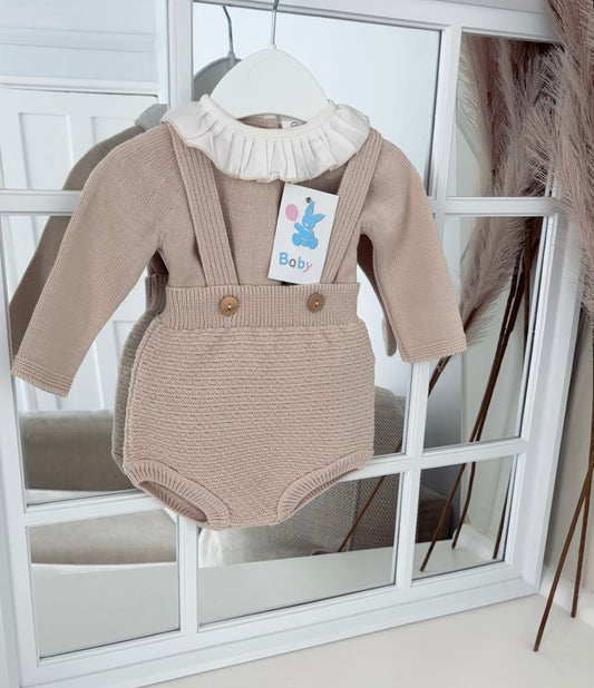 Girls beige knitted dungaree jam set