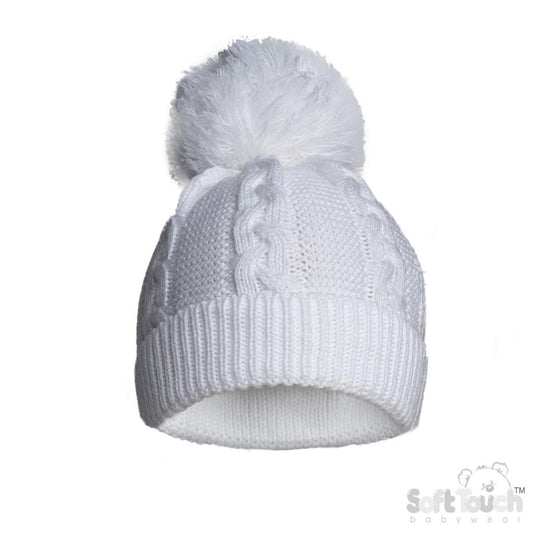 White cable knit pom hat