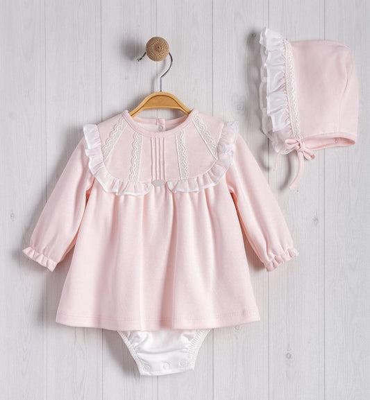 Baby girls lace Integrated dress and bonnet