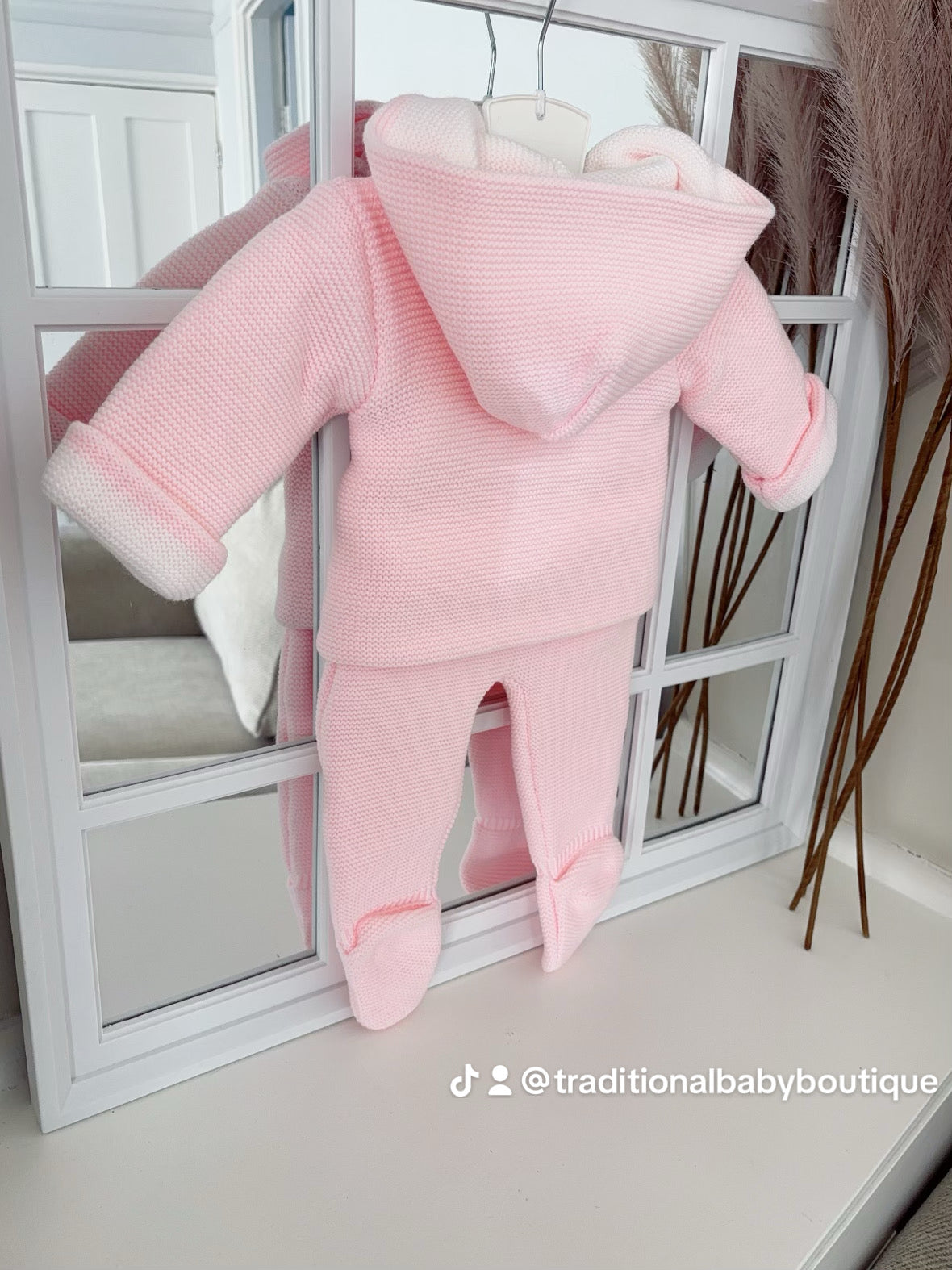 Luxury pram set with hood